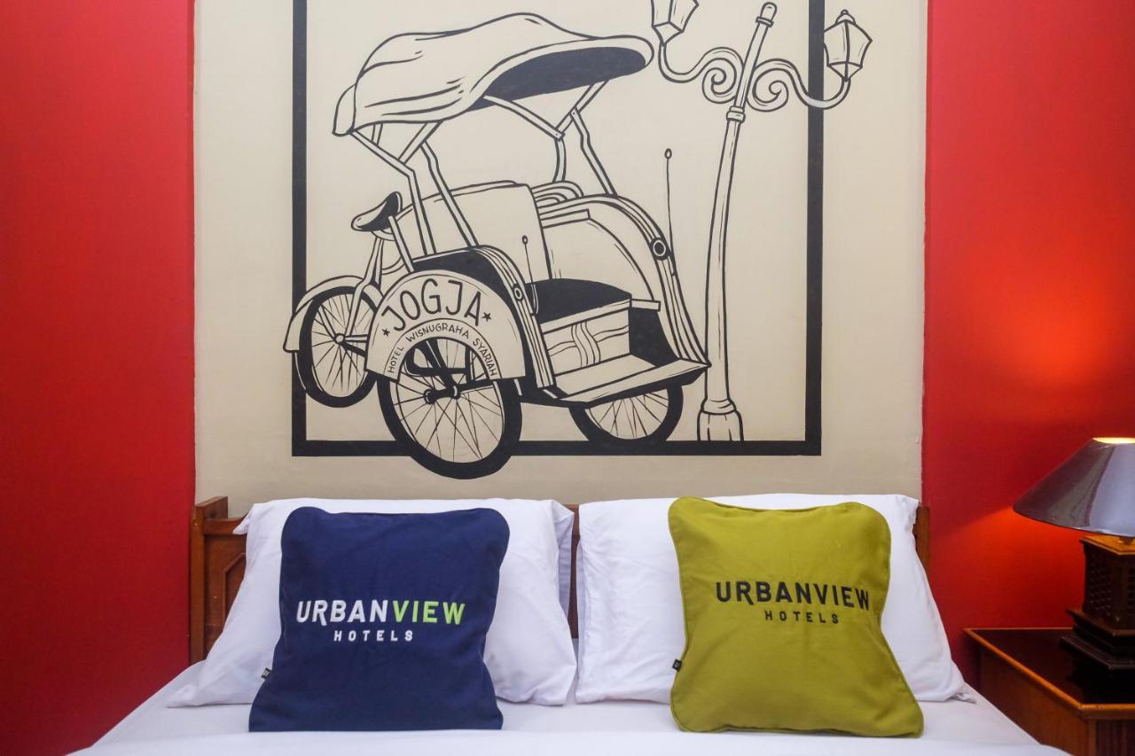 Urbanview Hotel Syariah Wisnugraha By Reddoorz Yogyakarta Extérieur photo
